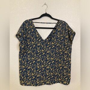 Forever 21 Overhead Blouse V-neck Short Sleeve Dark Blue w/ Yellow Floral Print